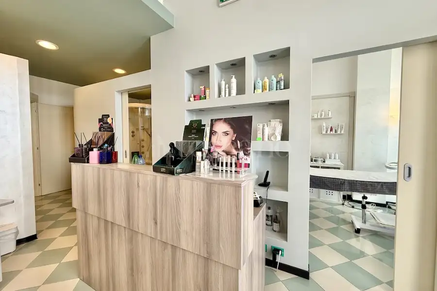 Attività Commerciale in vendita di 48 mq a €39.000 (rif. 15/2026)