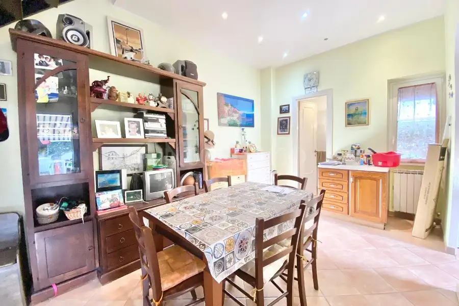 Villa Plurifamiliare in vendita di 90 mq a €239.000 (rif. 4/2025)
