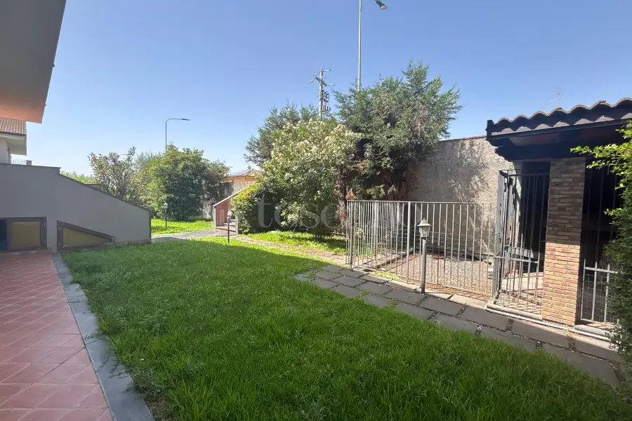 Villa in vendita di 270 mq a €490.000 (rif. 122/2026)
