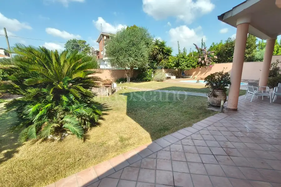 Villa in vendita di 230 mq a €649.000 (rif. 53/2026)