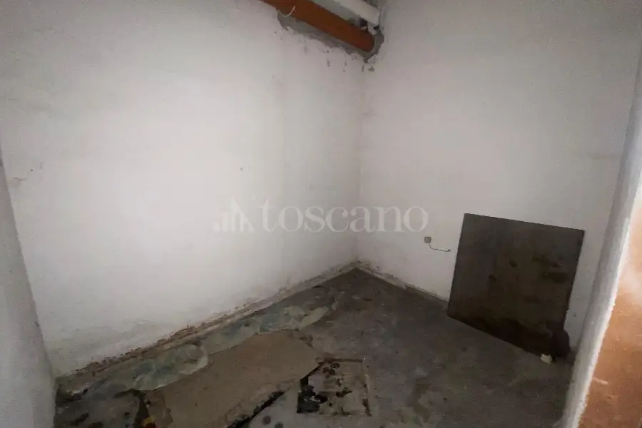Laboratorio in vendita di 240 mq a €285.000 (rif. 7/2025)