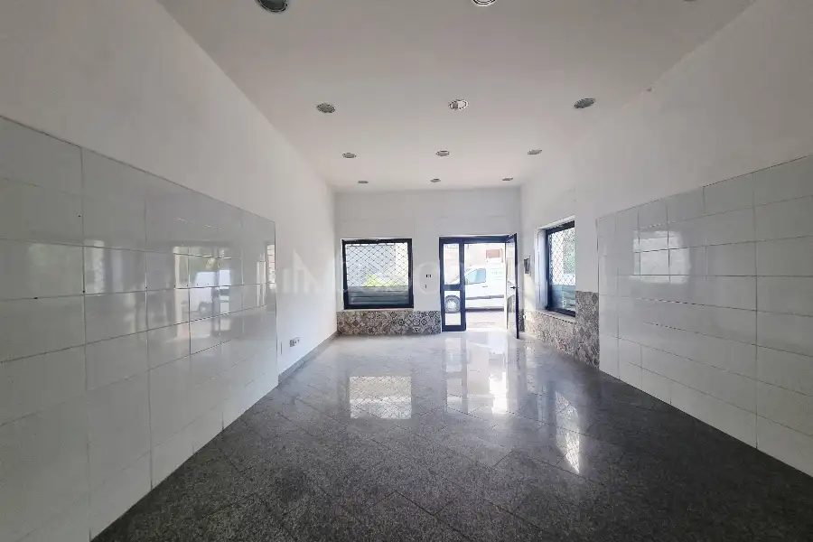 Negozio in vendita di 40 mq a €95.000 (rif. 62/2025)