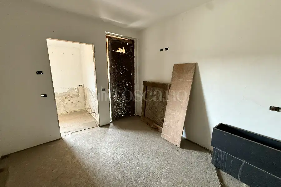 Villa Bifamiliare in vendita di 420 mq trattativa riservata (rif. 17/2026)