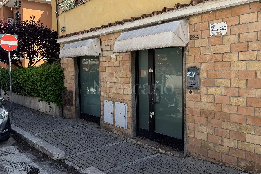 Negozio in vendita di 35 mq a €55.000 (rif. 1/2026)