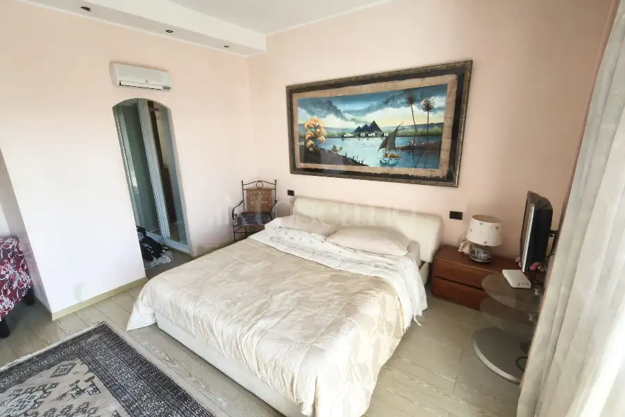 Villa in vendita di 230 mq a €649.000 (rif. 53/2026)