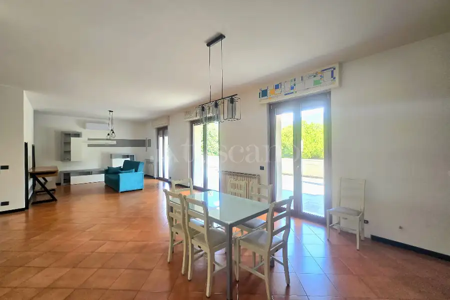 Attico in vendita di 314 mq a €490.000 (rif. 69/2026)