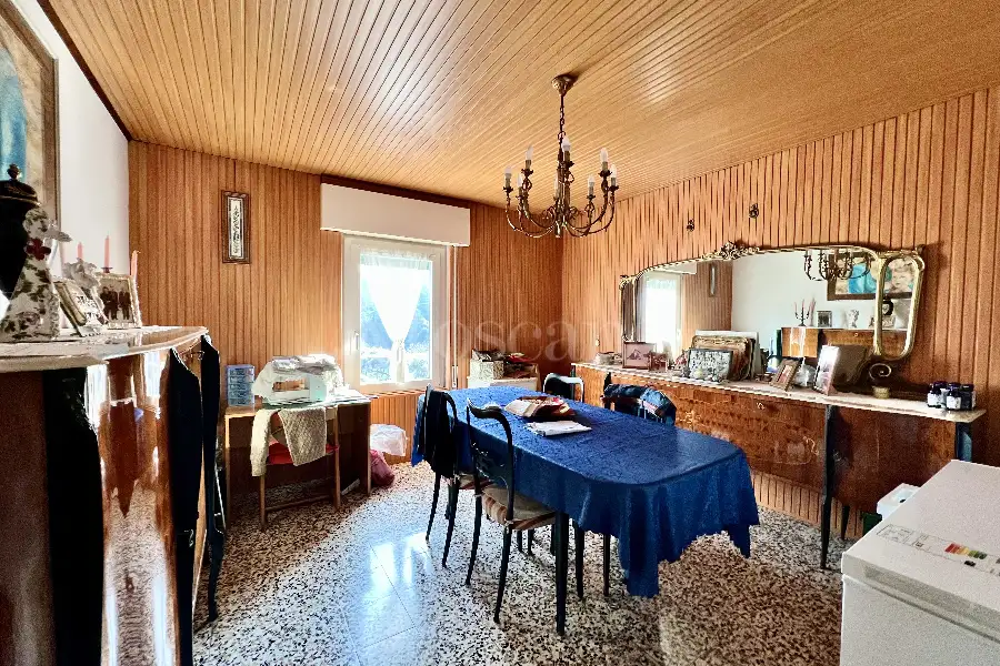 Casa Indipendente in vendita di 420 mq a €435.000 (rif. 10/2025)