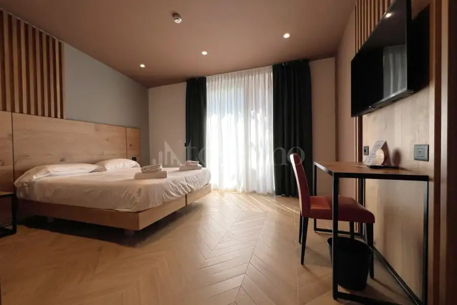 Albergo in vendita di 2.700 mq a €6.700.000 (rif. 15/2024)