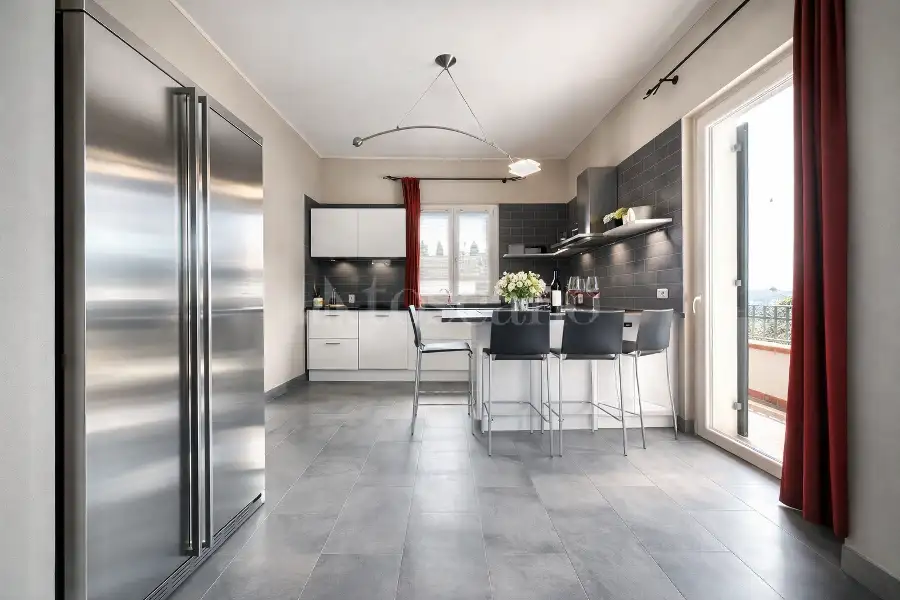 Villa in vendita di 630 mq trattativa riservata (rif. 8/2026)