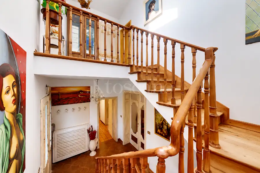 Villa in vendita di 364 mq a €599.000 (rif. 10/2026)