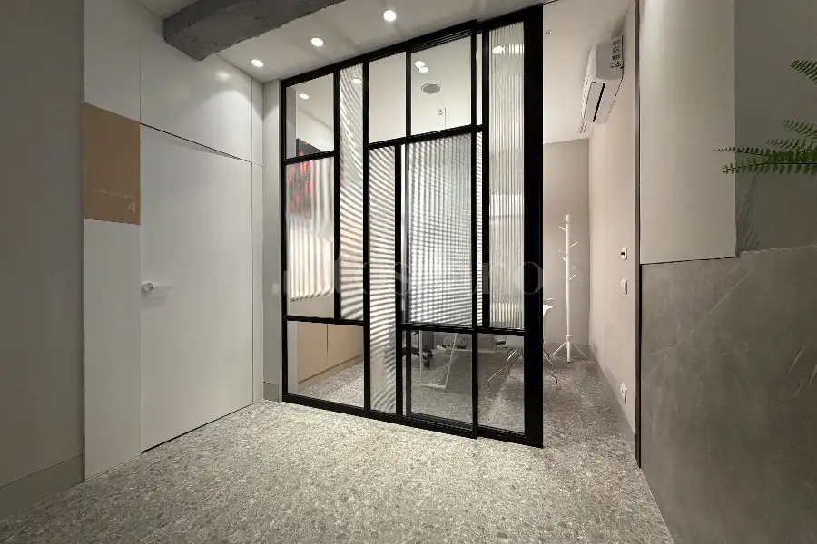 Negozio in vendita di 530 mq a €2.300.000 (rif. 65/2026)