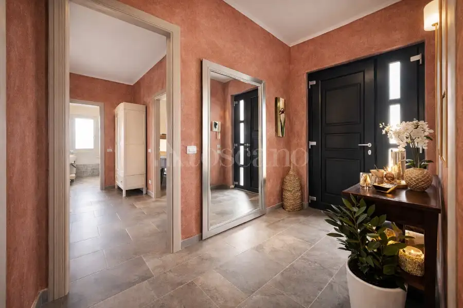 Villa in vendita di 630 mq trattativa riservata (rif. 8/2026)