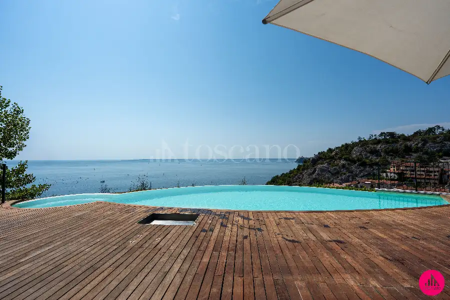 Casa in vendita di 140 mq a €1.200.000 (rif. 149/2026)