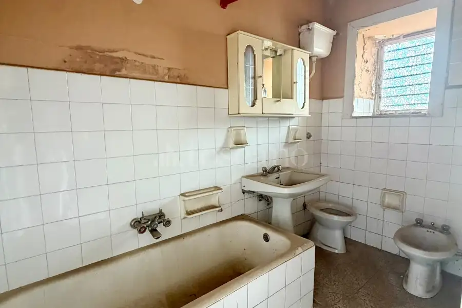 Casa Indipendente in vendita di 246 mq a €70.000 (rif. 152/2026)