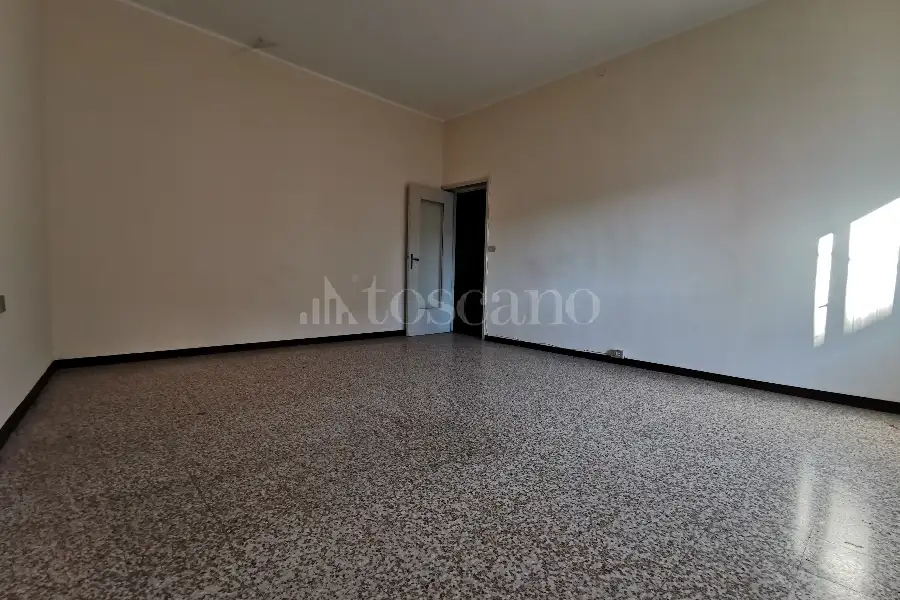 Palazzo in vendita di 510 mq a €240.000 (rif. 39/2026)
