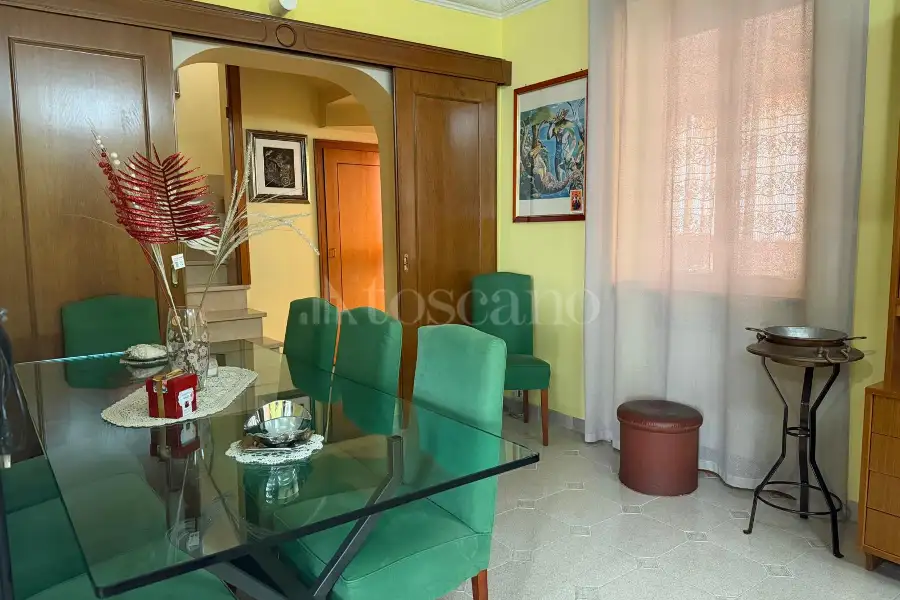 Casa in vendita di 290 mq a €849.000 (rif. 23/2026)