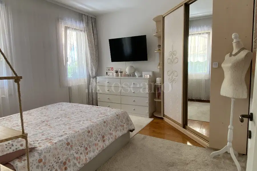 Casa Indipendente in vendita di 232 mq a €255.000 (rif. 17/2026)