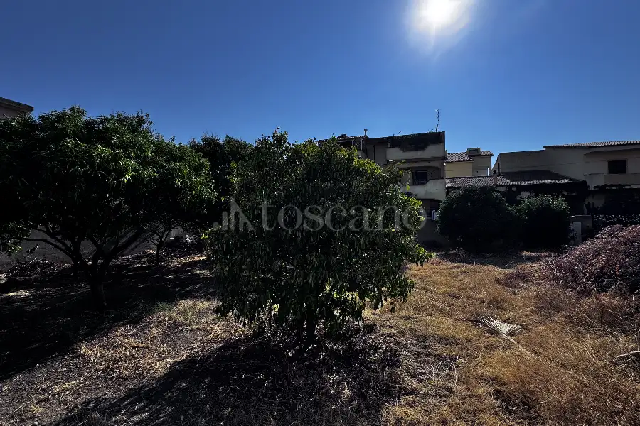 Edificabile Residenziali in vendita di 400 mq a €235.000 (rif. 47/2025)