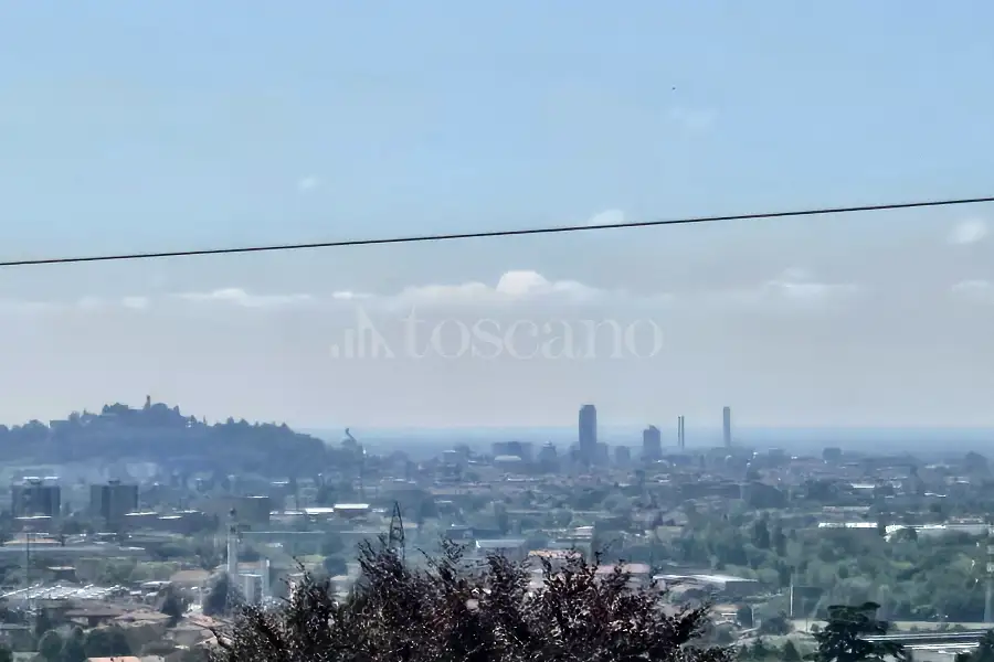 Villa in vendita di 200 mq a €780.000 (rif. 38/2026)