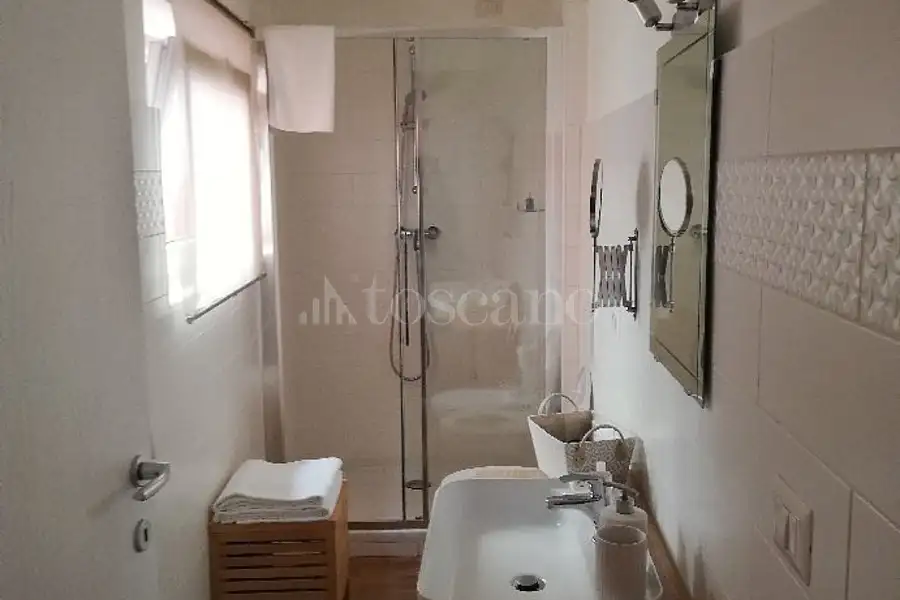 Casa Indipendente in vendita di 225 mq a €760.000 (rif. 20/2025)