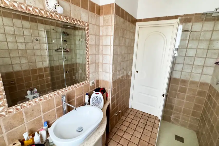 Villa in vendita di 356 mq a €779.000 (rif. 12/2026)