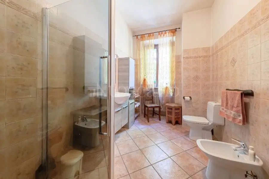 Casa Indipendente in vendita di 700 mq a €850.000 (rif. 146/2026)