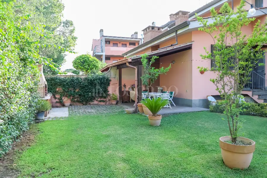 Villa in vendita di 160 mq a €479.000 (rif. 42/2026)