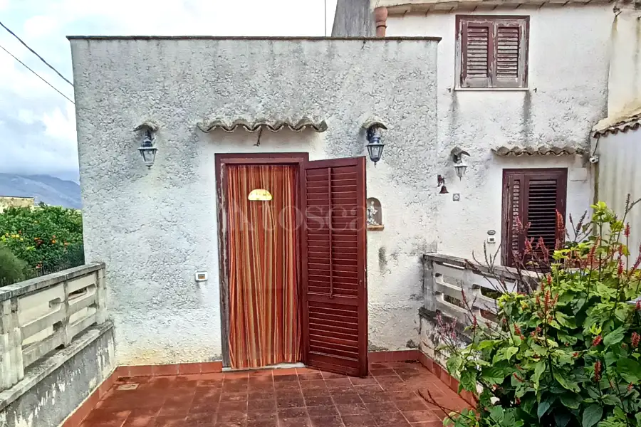 Casa Indipendente in vendita di 60 mq a €45.000 (rif. 55/2025)