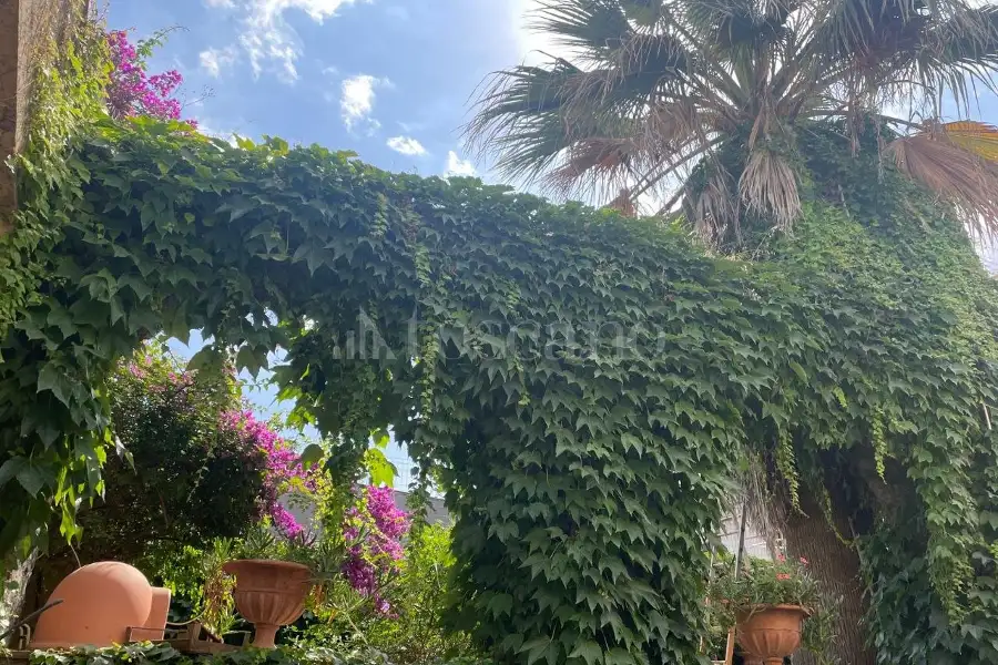 Casa Indipendente in vendita di 200 mq a €448.000 (rif. 39/2026)