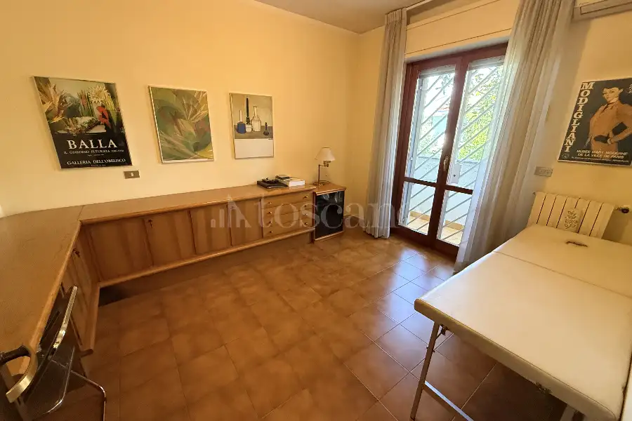 Villino a Schiera in vendita di 280 mq a €950.000 (rif. 15/2026)