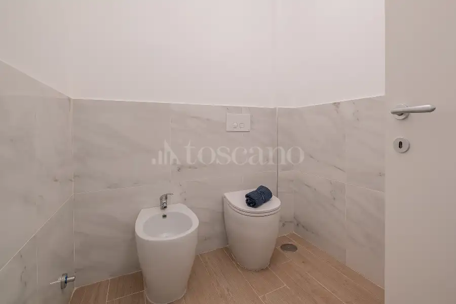 Attico in vendita di 80 mq a €248.000 (rif. 12/2026)