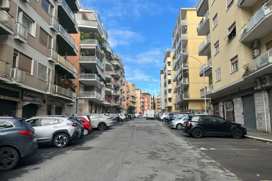 Negozio in vendita di 31 mq a €145.000 (rif. 3/2026)