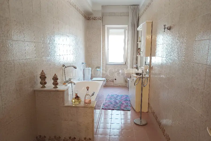 Casa in vendita di 221 mq a €169.000 (rif. 143/2025)