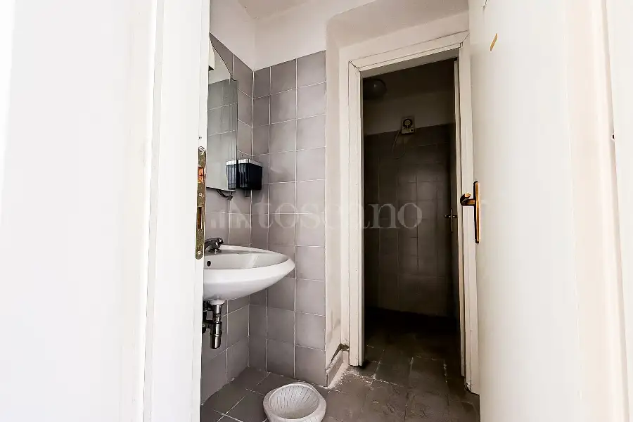 Ufficio in vendita di 222 mq a €350.000 (rif. 44/2026)