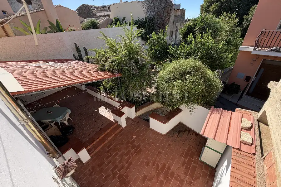 Casa Indipendente in vendita di 220 mq a €330.000 (rif. 148/2026)