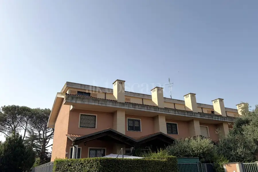 Villino a Schiera in vendita di 160 mq a €530.000 (rif. 20/2026)