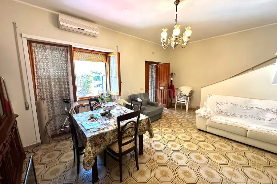 Casa Indipendente in vendita di 140 mq a €235.000 (rif. 28/2026)