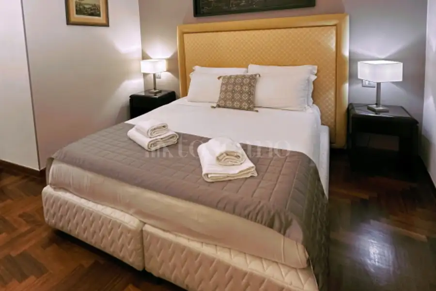 Casa in vendita di 240 mq a €1.950.000 (rif. 94/2025)