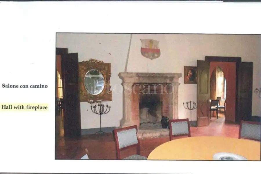 Palazzo in vendita di 3.000 mq trattativa riservata (rif. 69/2026)