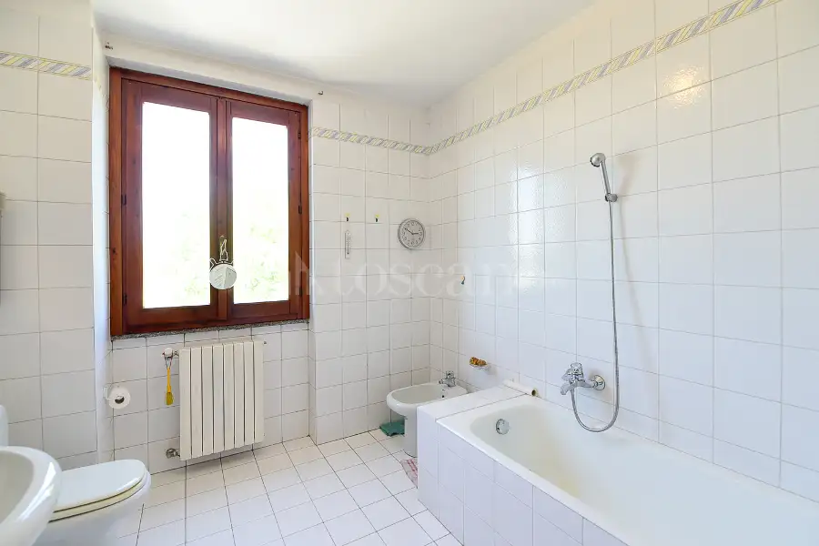 Casa Indipendente in vendita di 220 mq a €285.000 (rif. 33/2026)
