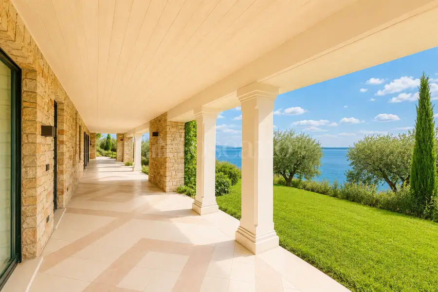 Villa in vendita di 750 mq a €6.400.000 (rif. 30/2024)
