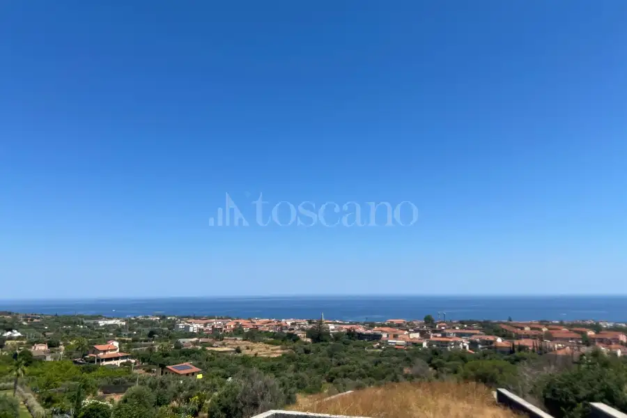 Edificabile Commerciale in vendita di 8.280 mq a €298.000 (rif. 121/2026)