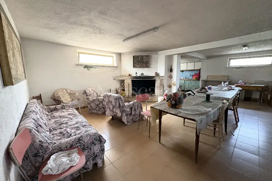 Palazzo in vendita di 300 mq a €199.000 (rif. 89/2026)