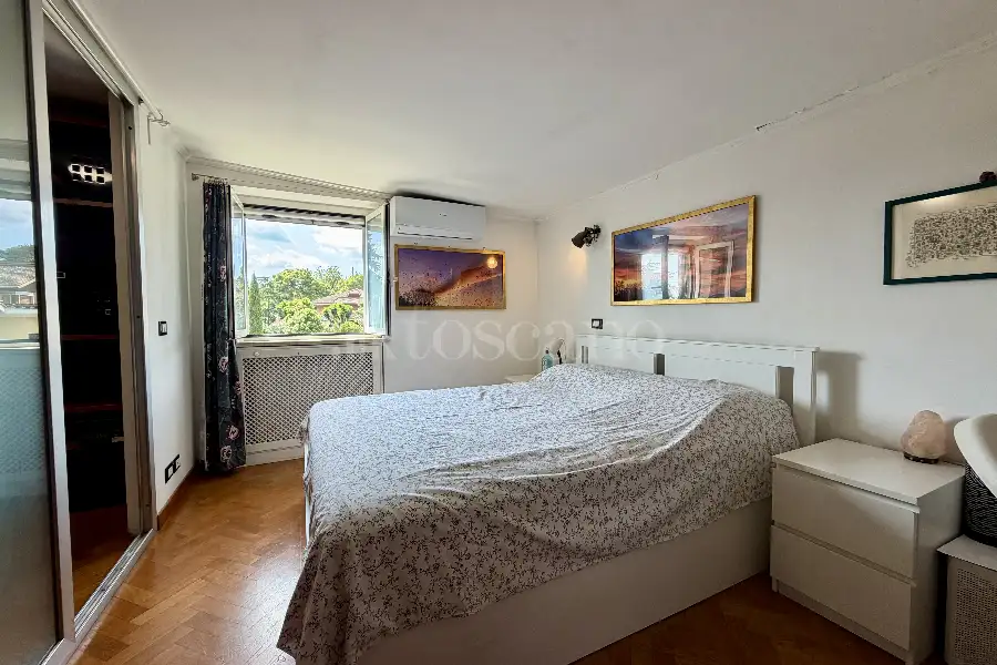 Attico in vendita di 85 mq a €329.000 (rif. 14/2026)
