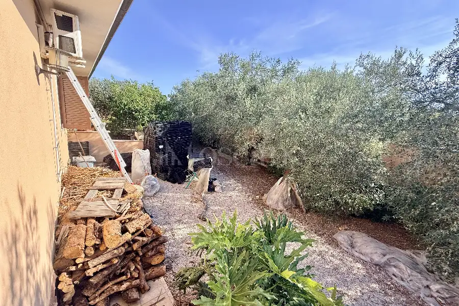 Villa in vendita di 220 mq a €429.000 (rif. 79/2026)