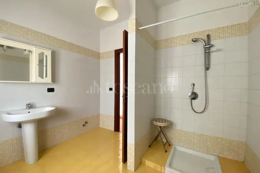 Casa in affitto di 190 mq a €1.100 (rif. 60/2026)