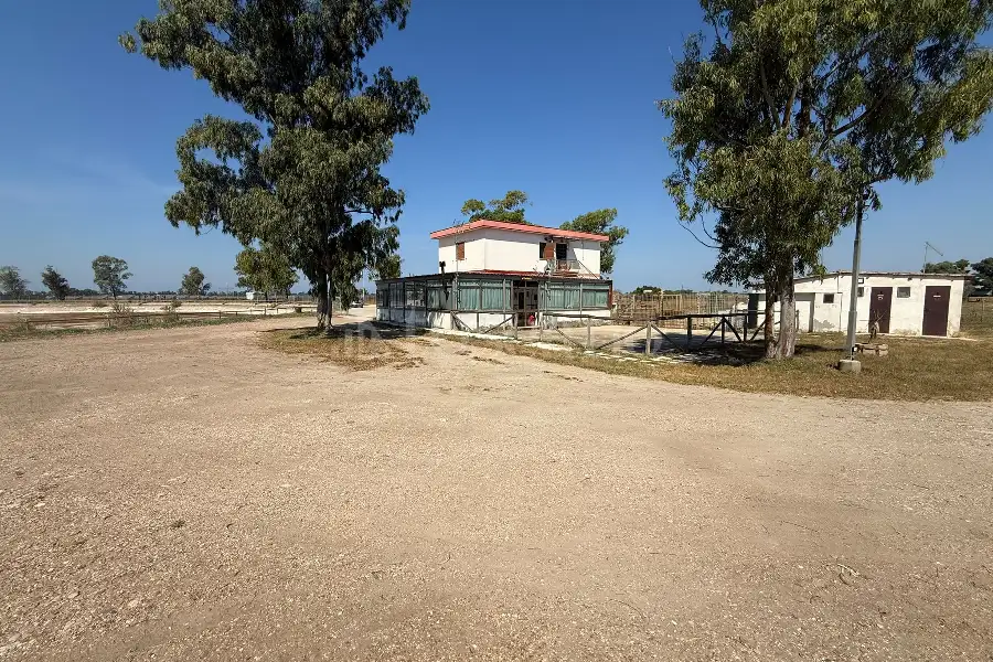 Casa Indipendente in vendita di 200 mq a €1.100.000 (rif. 10/2026)