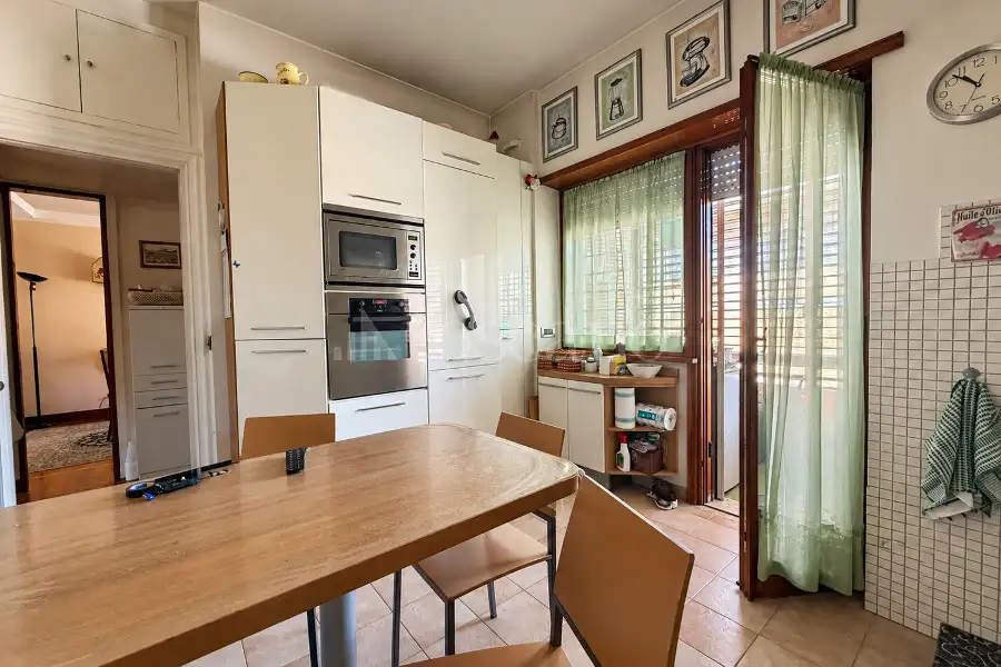 Attico in vendita di 225 mq a €948.000 (rif. 53/2026)