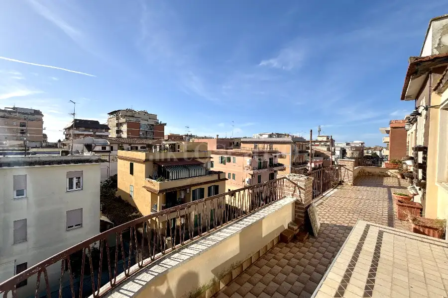 Attico in vendita di 150 mq a €275.000 (rif. 45/2025)