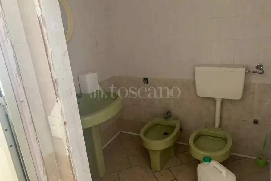 Negozio in vendita di 60 mq a €79.000 (rif. 99/2026)